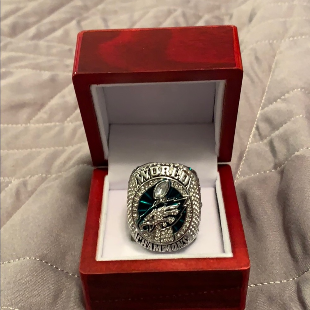Philadelphia Eagles Replica Championship Ring